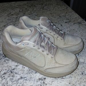 New Balance 928 Womens Sneakers..8